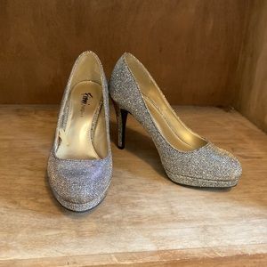 Fiona Night Heels! Size 6